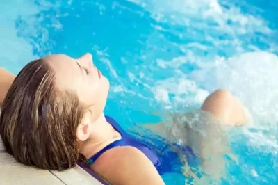 بهترین استخر آب درمانی در قم